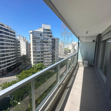 Alquiler apto. 1 dormitorio, excelente estado, garaje, al frente, 8 de Octubre y 18 de Julio. $ 28500