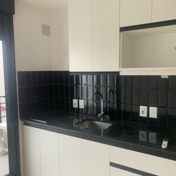 Alquiler Monoambiente Av. 8 de Octubre $ 20.000